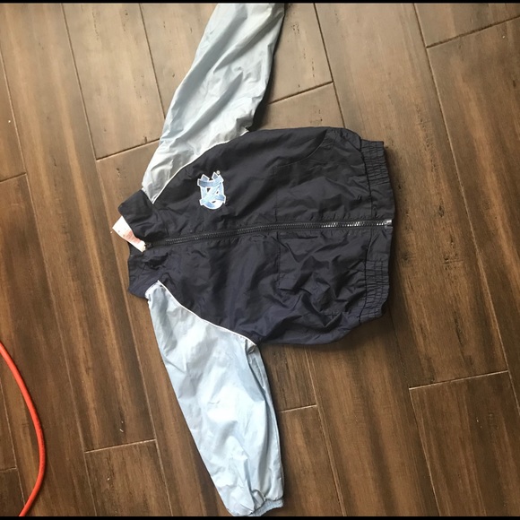 Vintage North Carolina Tarheels Windbreaker - Picture 3 of 5